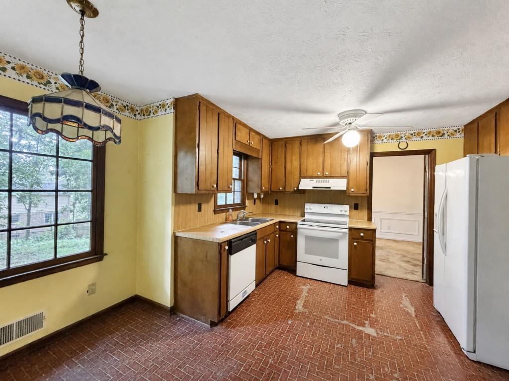 2855 Pangborn Road Decatur, GA 30033 - Photo 7 of 31