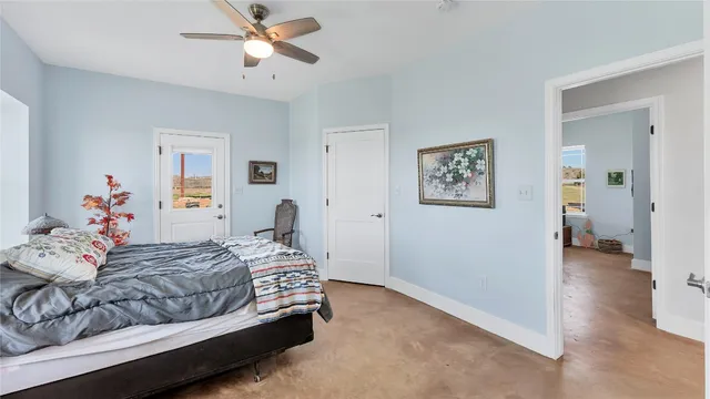 $775,000 | Undisclosed Address, Thrall, TX 76578