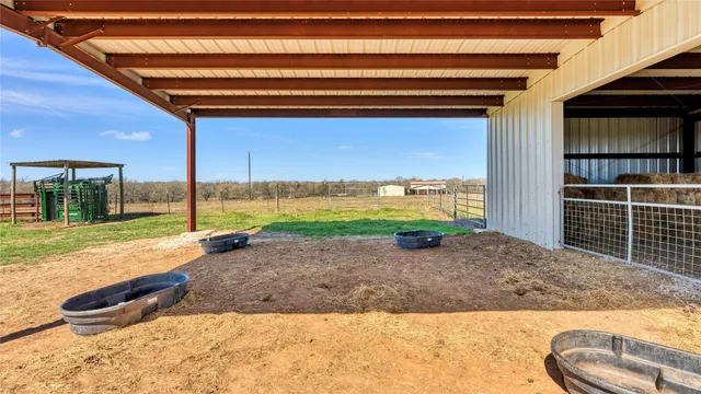 $775,000 | Undisclosed Address, Thrall, TX 76578