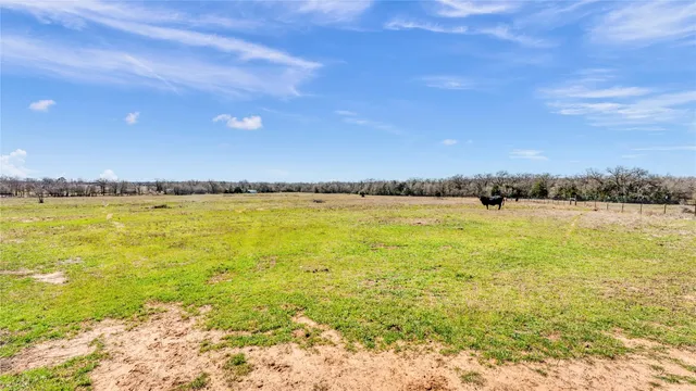 $775,000 | Undisclosed Address, Thrall, TX 76578