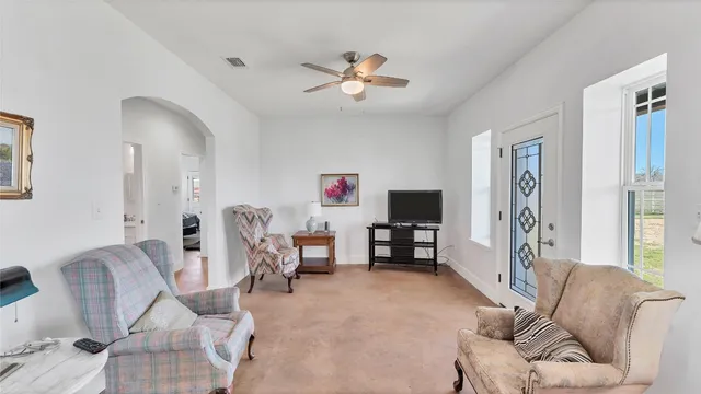 $775,000 | Undisclosed Address, Thrall, TX 76578