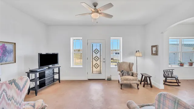 $775,000 | Undisclosed Address, Thrall, TX 76578