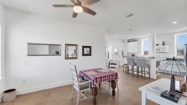 $775,000 | Undisclosed Address, Thrall, TX 76578