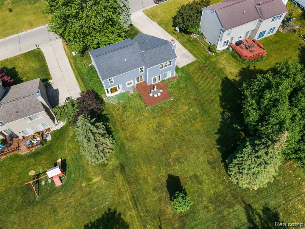 1652 Ridgecrest Rochester Hills, MI 48306 - Photo 25 of 30