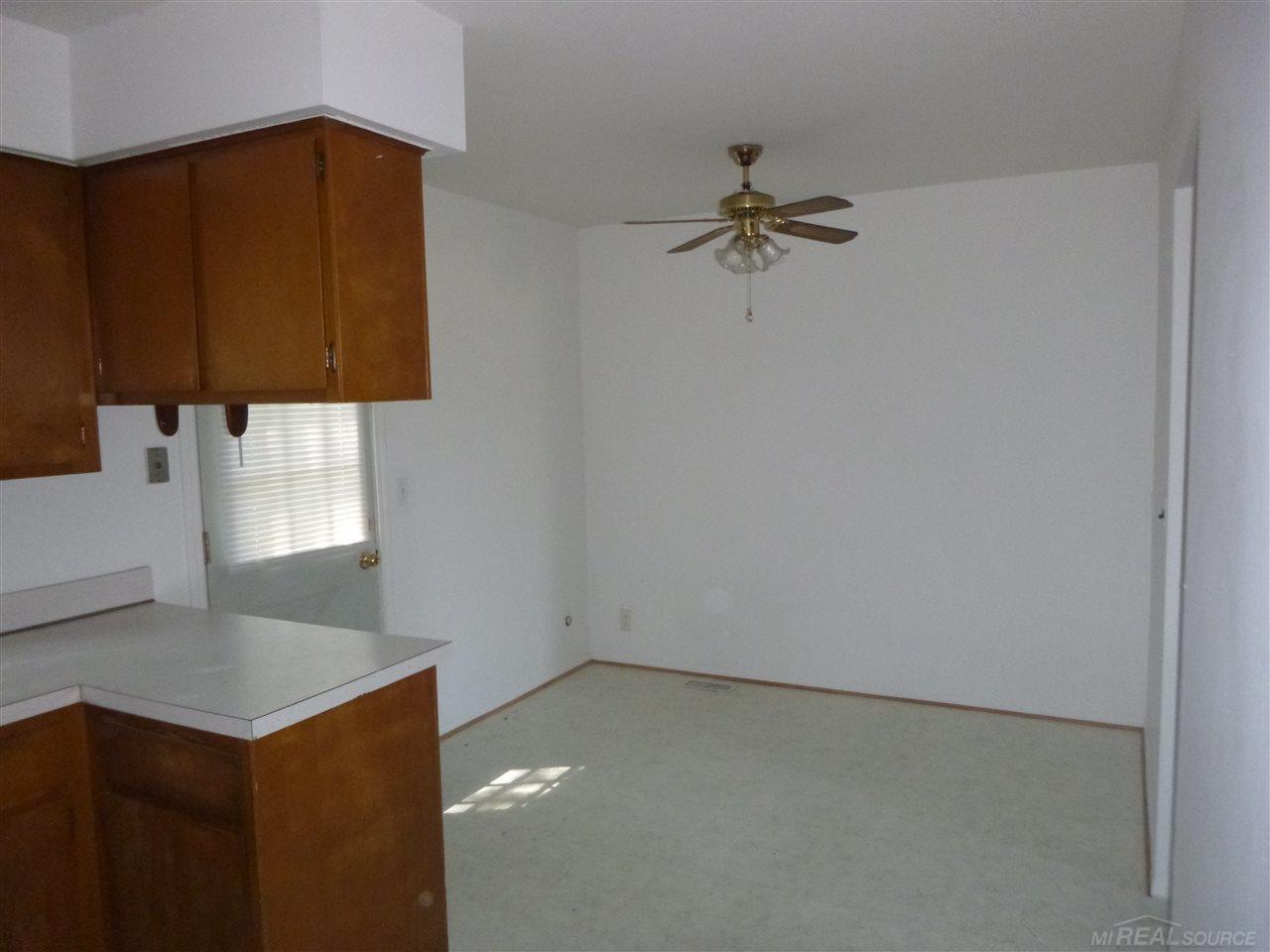 34071 Garfield Road Fraser, MI 48026 - Photo 5 of 12