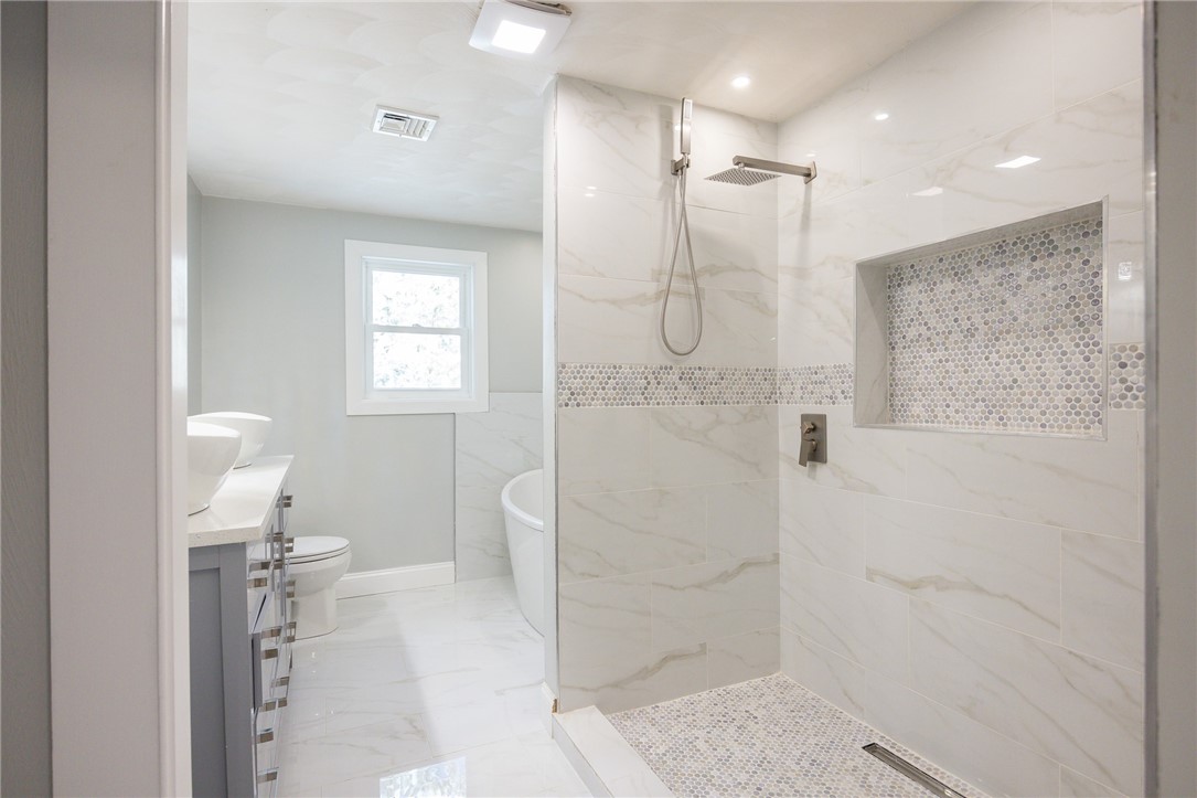 63 Bishop Hill Road Johnston, RI 02919 - Photo 18 of 29