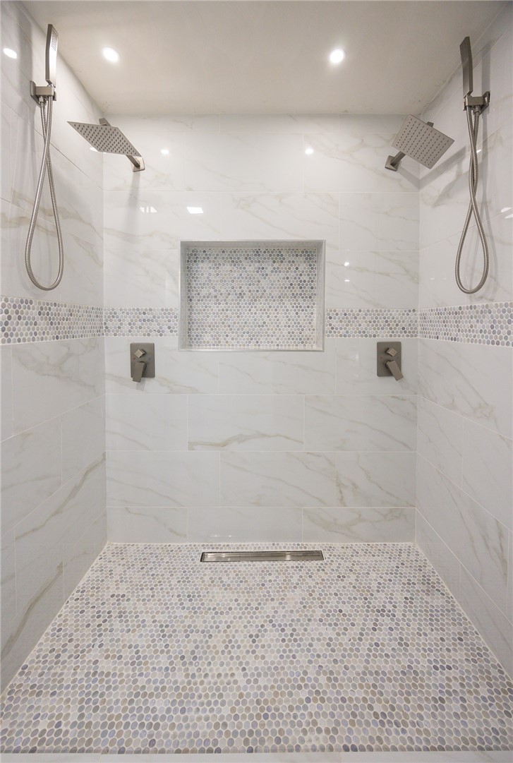 63 Bishop Hill Road Johnston, RI 02919 - Photo 21 of 29