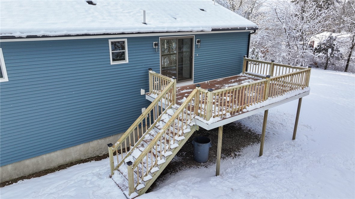 63 Bishop Hill Road Johnston, RI 02919 - Photo 4 of 29