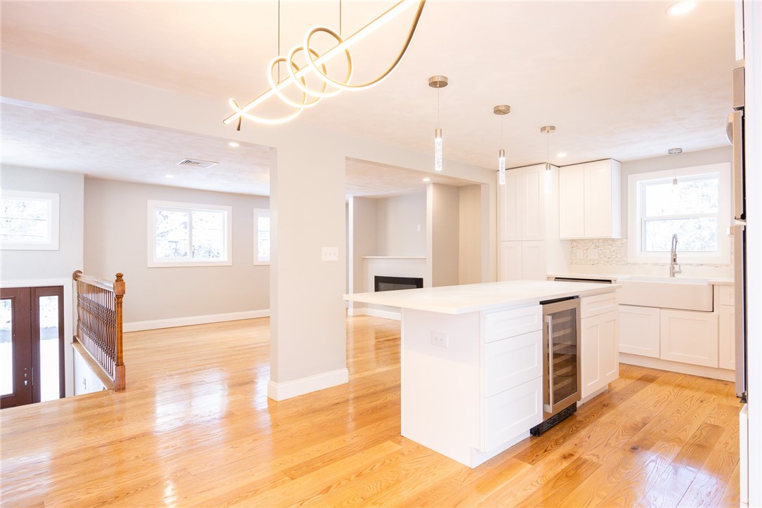 63 Bishop Hill Road Johnston, RI 02919 - Photo 10 of 29