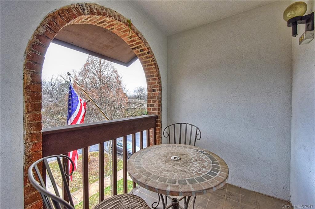5807 Sharon Road, Unit K Charlotte, NC 28210 - Photo 13 of 23 Gallery Image 13