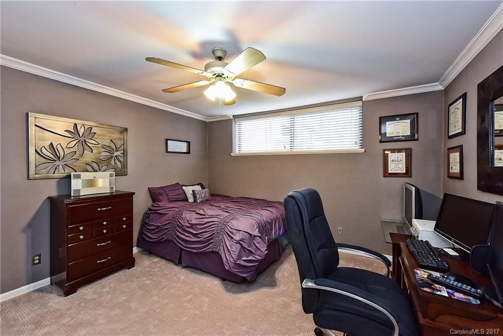 5807 Sharon Road, Unit K Charlotte, NC 28210 - Photo 19 of 23 Gallery Image 19