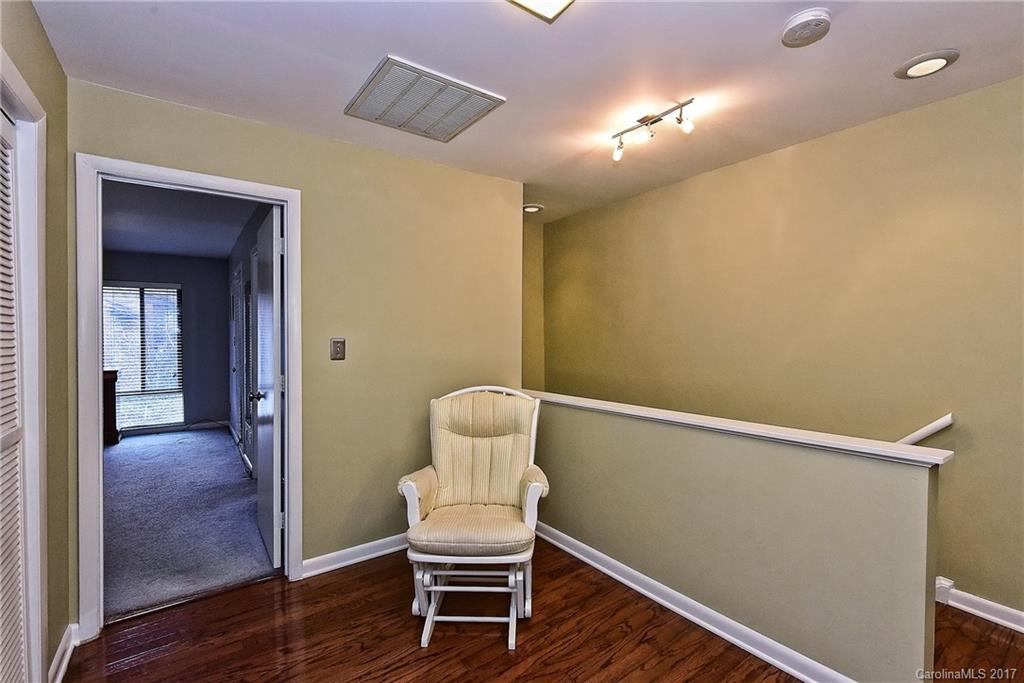 5807 Sharon Road, Unit K Charlotte, NC 28210 - Photo 9 of 23 Gallery Image 9