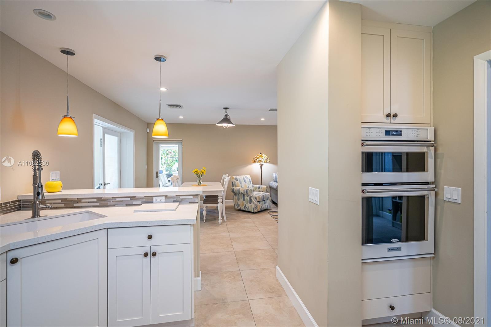 160 Northeast Wavecrest Court Boca Raton, FL 33432 - Photo 29 of 52