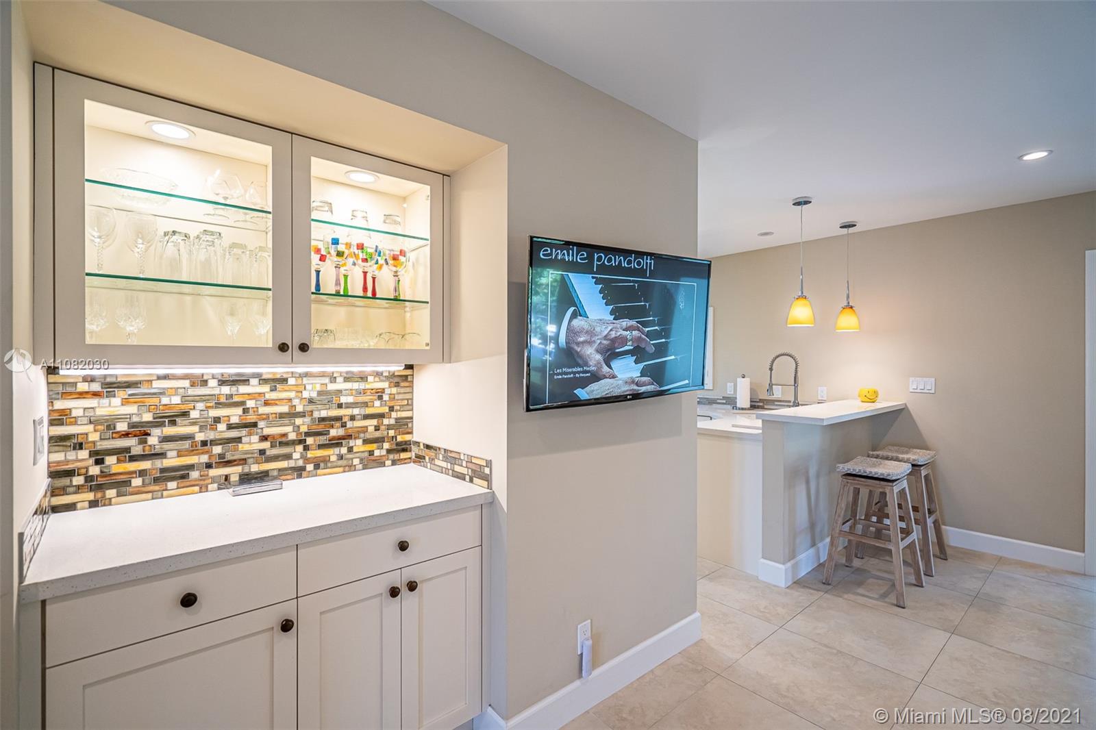 160 Northeast Wavecrest Court Boca Raton, FL 33432 - Photo 36 of 52