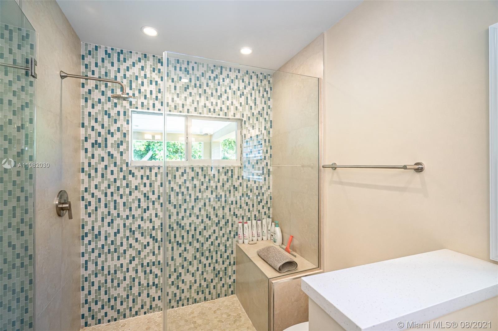 160 Northeast Wavecrest Court Boca Raton, FL 33432 - Photo 42 of 52