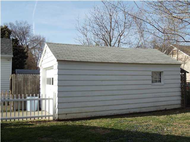 213 Fairlawn Road Louisville, KY 40207 - Photo 20 of 20 Additional Photo