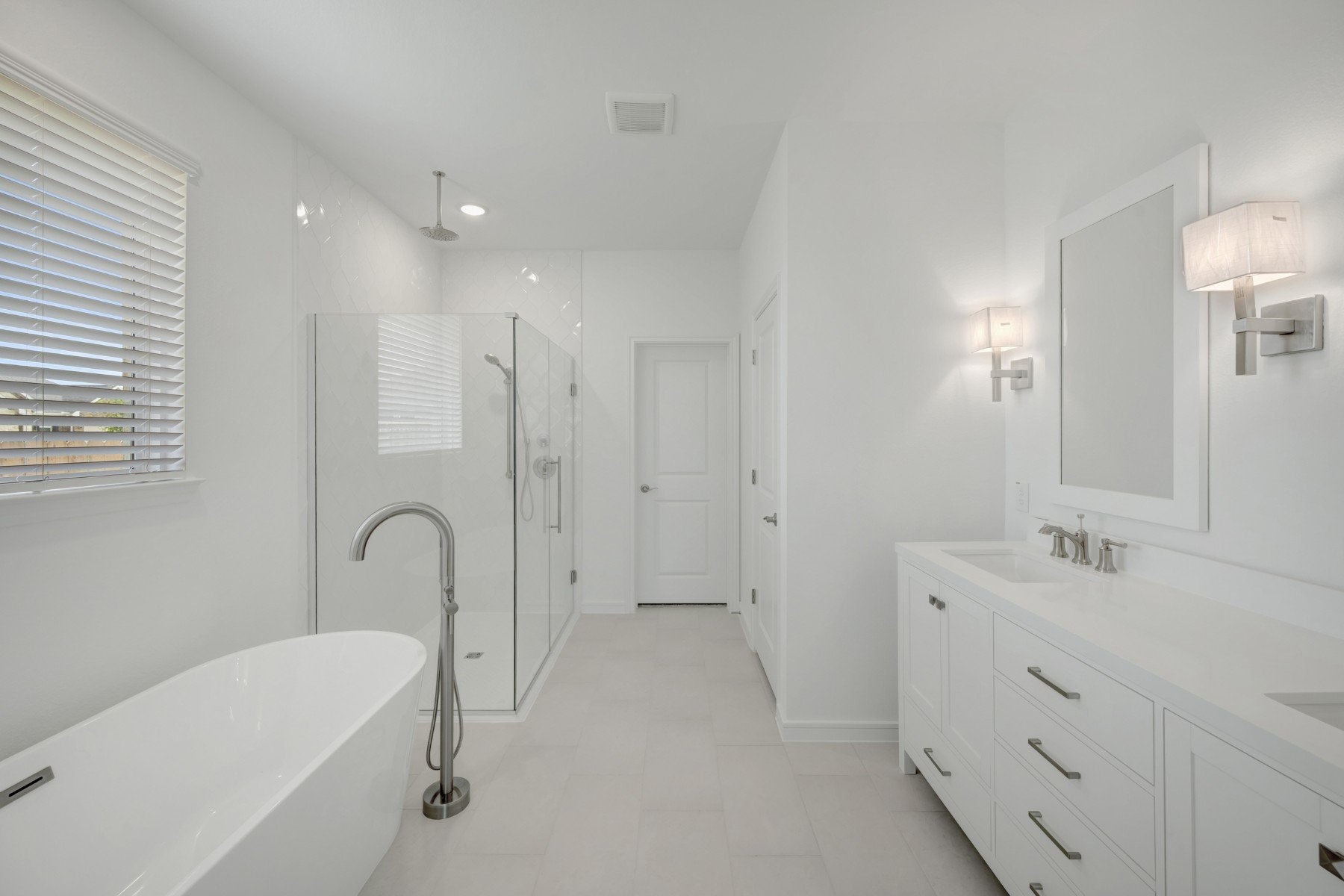 3214 Rios Court League City, TX 77573 - Photo 12 of 48 Spa-like primary bath