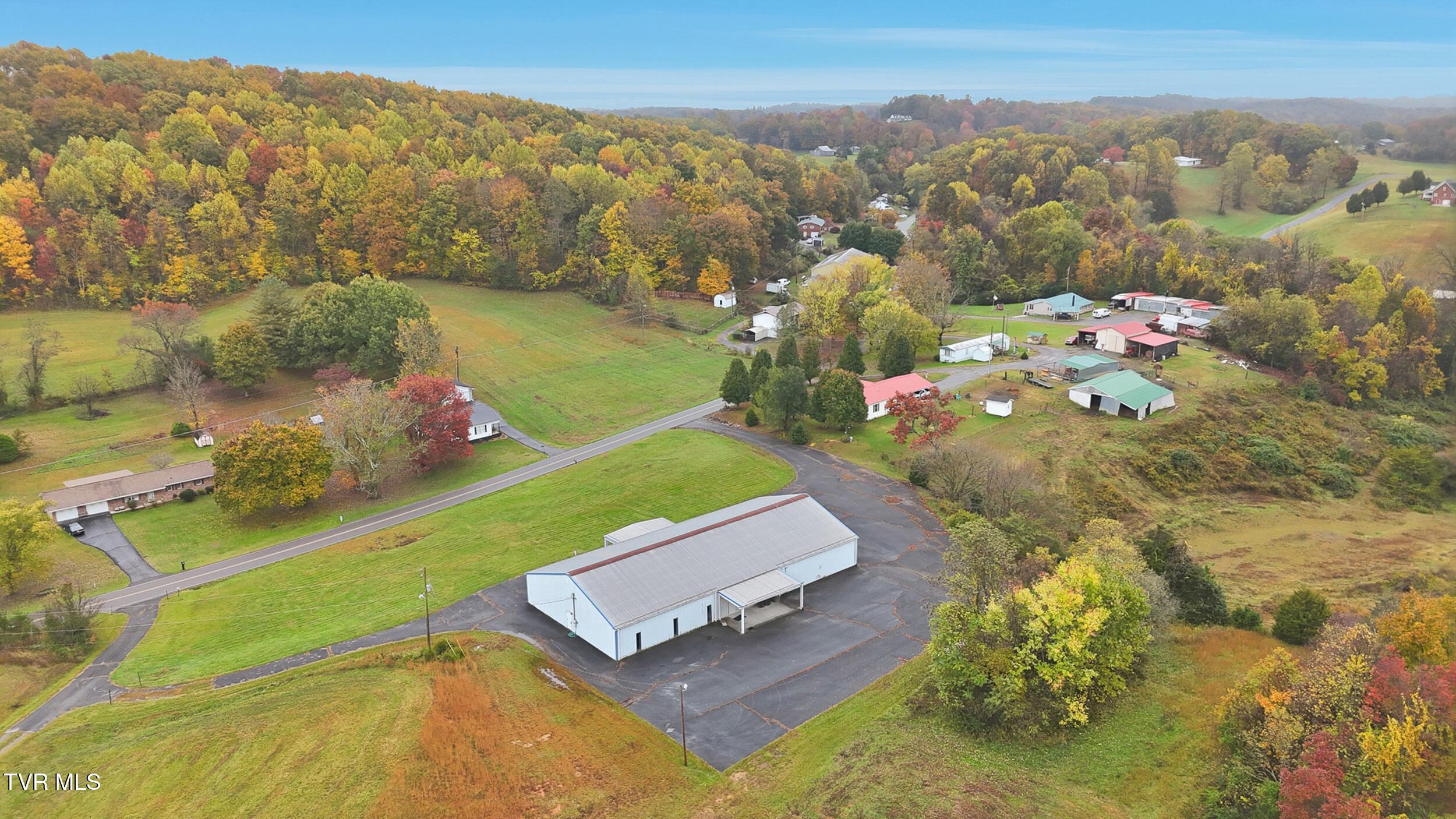480 Fordtown Road Fall Branch, TN 37656 - Photo 4 of 33 25_dji_20251030101754_0477_d