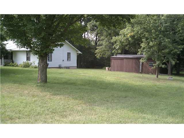 5998 Travis Road Greenwood, IN 46143 - Photo 4 of 11 Gallery Image 4