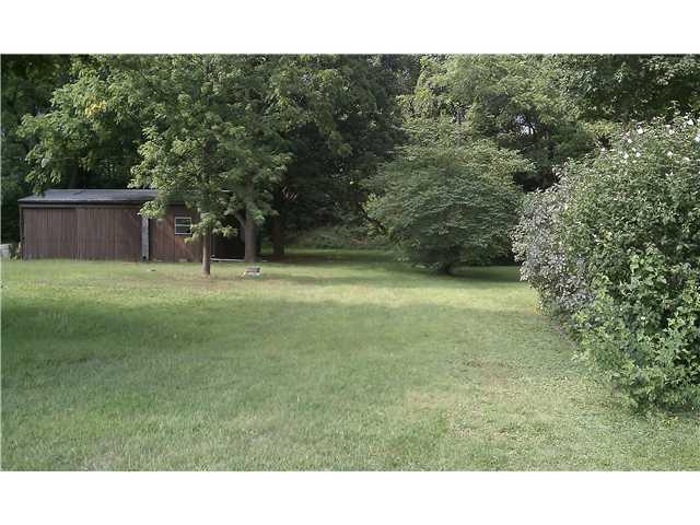 5998 Travis Road Greenwood, IN 46143 - Photo 7 of 11 Gallery Image 7
