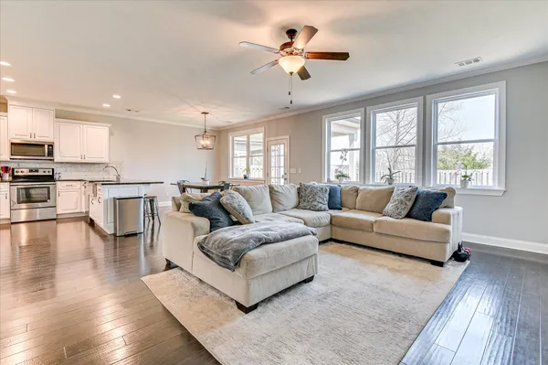 $349,900 | 1009 Glenhaven Drive, Evans, GA 30809