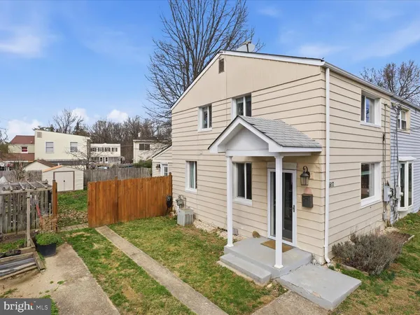 $2,400 | 5617 7th Place South, Arlington, VA 22204