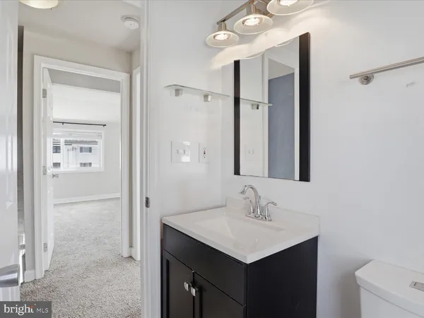 $2,400 | 5617 7th Place South, Arlington, VA 22204