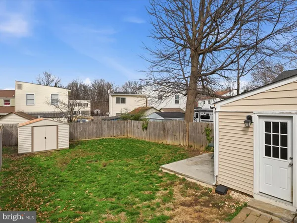 $2,400 | 5617 7th Place South, Arlington, VA 22204