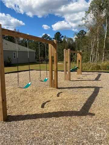 $2,300 | 403 Sea Breeze Drive, St. Simons Island, GA 31522