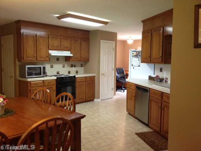 237 Troy McElrath Road Lexington, NC 27295 - Photo 3 of 15 Kitchen.