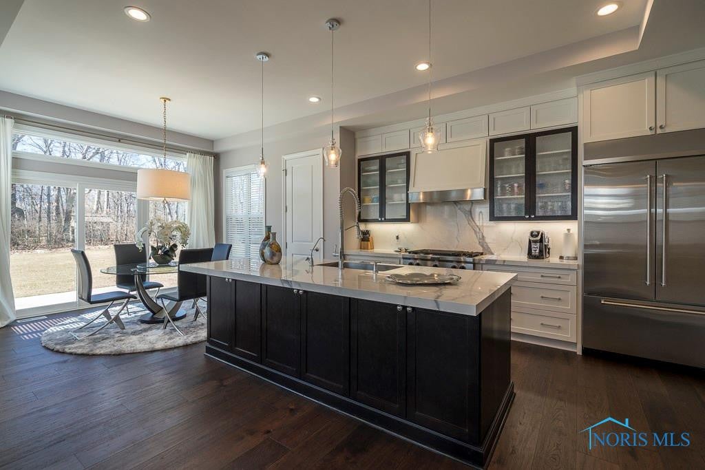 26041 Seminary Road Perrysburg, OH 43551 - Photo 11 of 30 Gallery Image 11