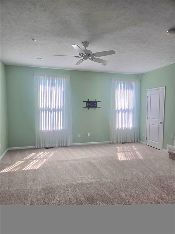 2016 Cade Drive Monaca, PA 15061 - Photo 11 of 32