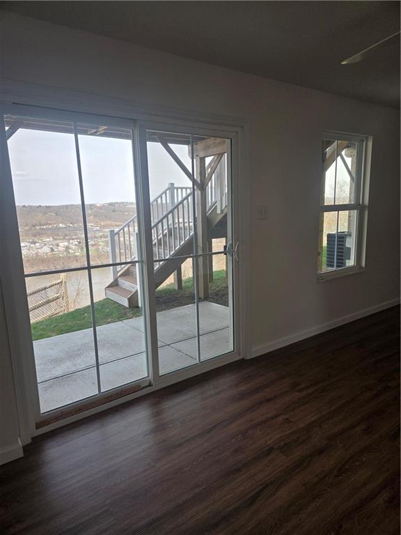 2016 Cade Drive Monaca, PA 15061 - Photo 13 of 32