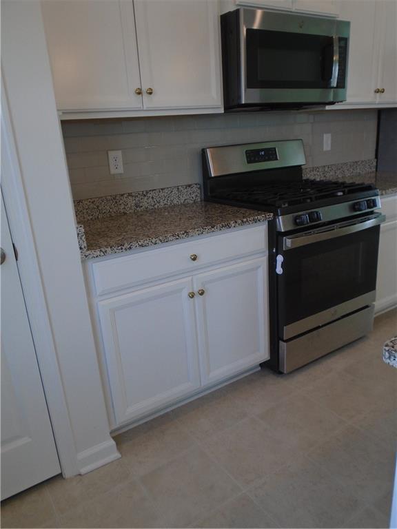 2016 Cade Drive Monaca, PA 15061 - Photo 8 of 32