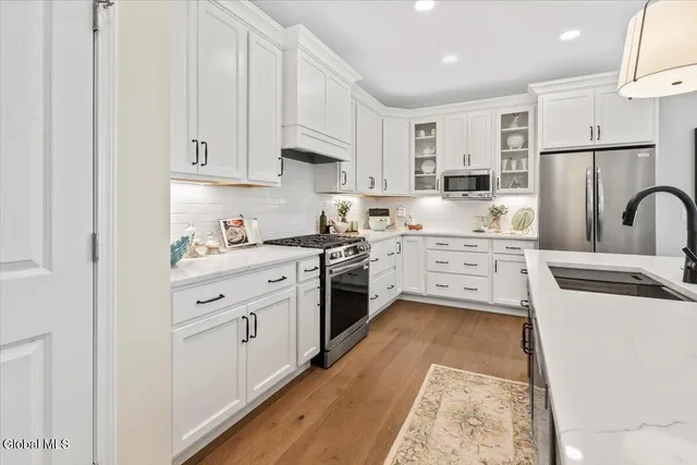 $798,000 | 12 Clover Leaf Drive, Halfmoon, NY 12065