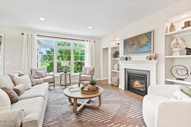 $798,000 | 12 Clover Leaf Drive, Halfmoon, NY 12065