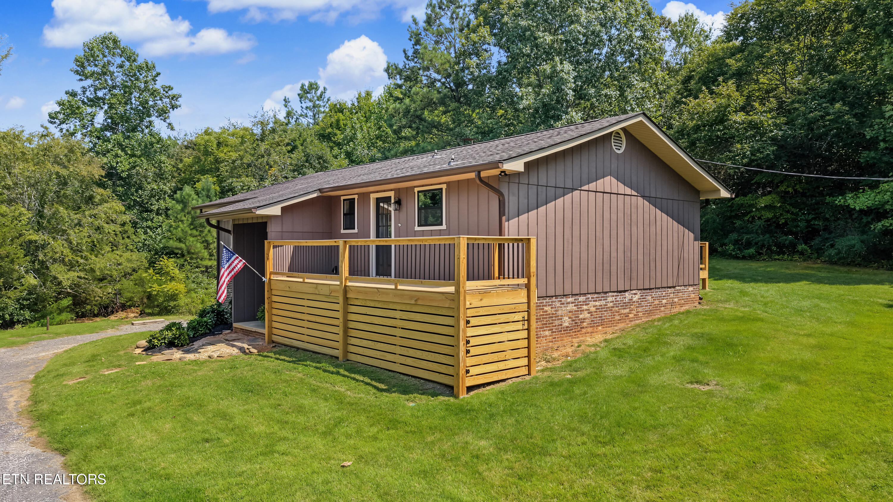 280 Garren Road Madisonville, TN 37354 - Photo 5 of 52 DJI_20260810151527_0084_D-2
