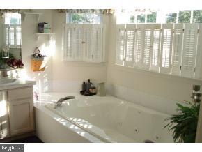 141 Skipper Road Manahawkin, NJ 08050 - Photo 8 of 12