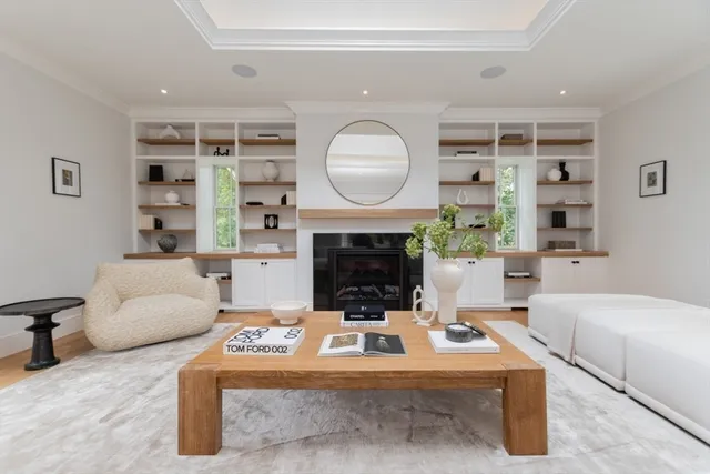 $2,748,000 | 17 Lasell Street, Newton, MA 02466