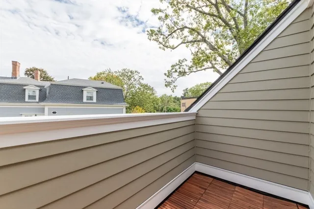 $2,748,000 | 17 Lasell Street, Newton, MA 02466