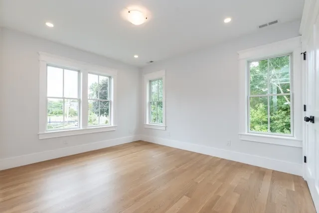 $2,748,000 | 17 Lasell Street, Newton, MA 02466