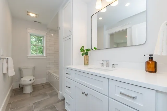 $2,748,000 | 17 Lasell Street, Newton, MA 02466