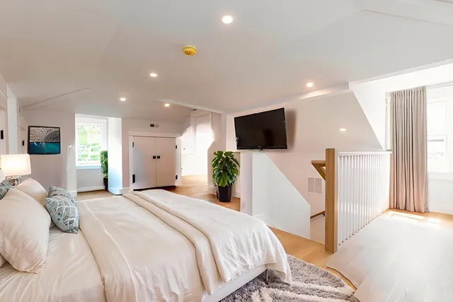 $2,748,000 | 17 Lasell Street, Newton, MA 02466