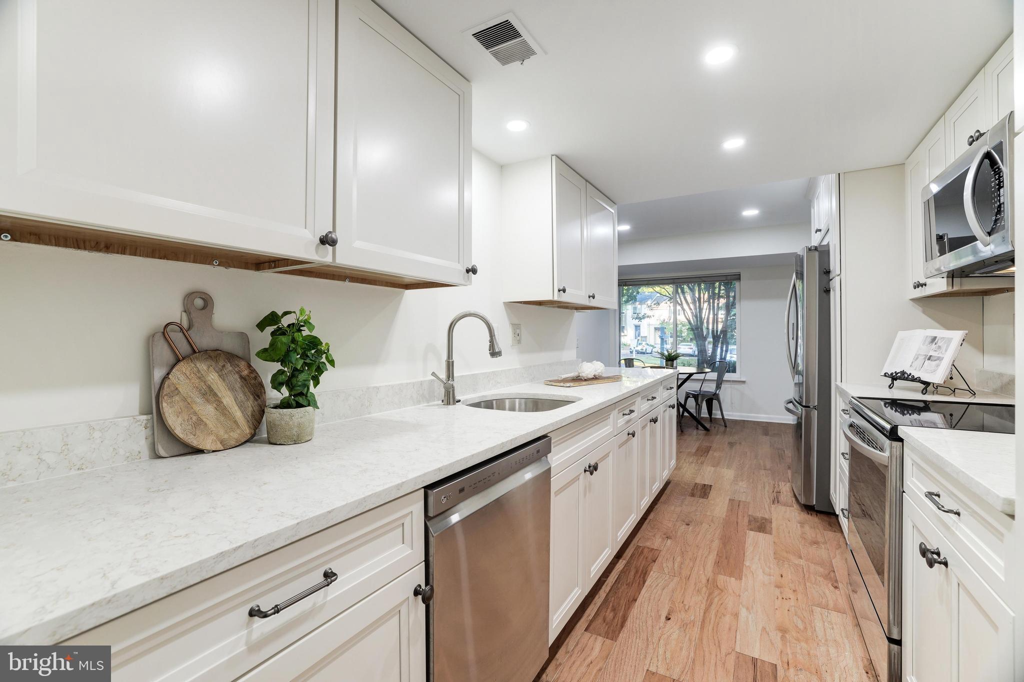 2375 Generation Drive Reston, VA 20191 - Photo 8 of 49