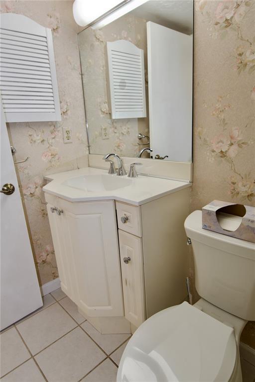 625 White Pine Tree Road, Unit 23 Venice, FL 34285 - Photo 30 of 41