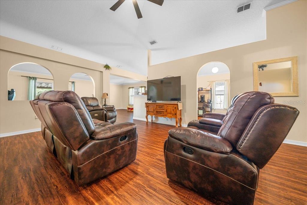 49 Hemlock Radial Loop Ocala, FL 34472 - Photo 10 of 50