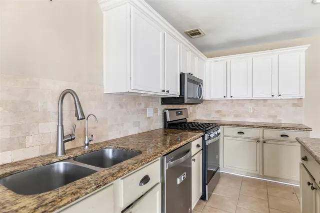 $279,900 | 19226 Pinewood Mist Lane, Humble, TX 77346