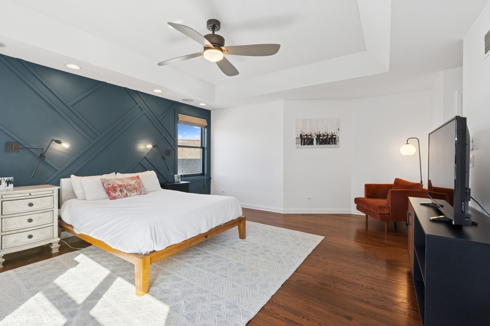 632 North Racine Avenue, Unit 3S Chicago, IL 60642 - Photo 16 of 36 Gallery Image 16