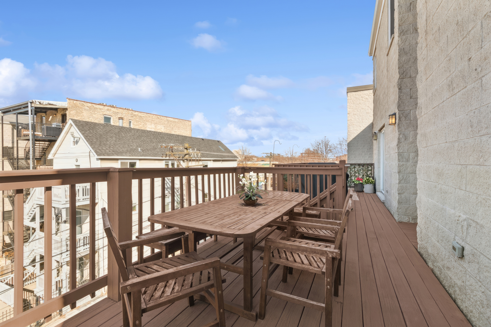632 North Racine Avenue, Unit 3S Chicago, IL 60642 - Photo 32 of 36 Gallery Image 32
