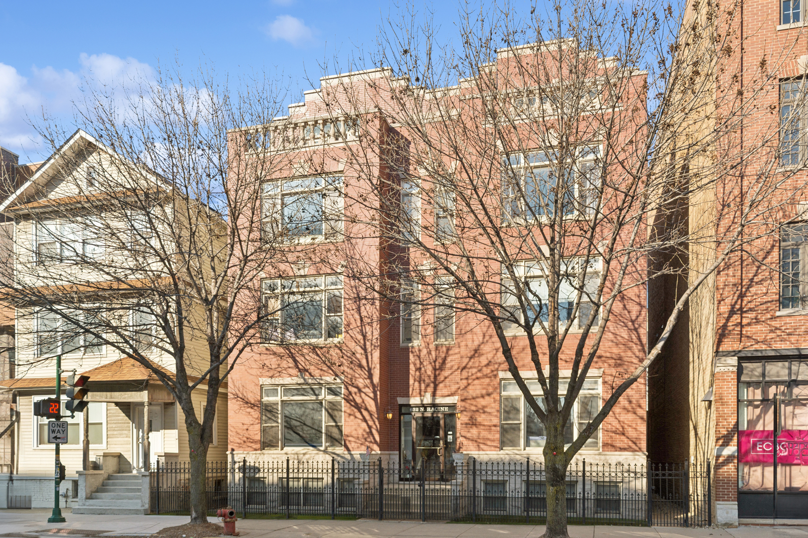 632 North Racine Avenue, Unit 3S Chicago, IL 60642 - Photo 33 of 36 Gallery Image 33
